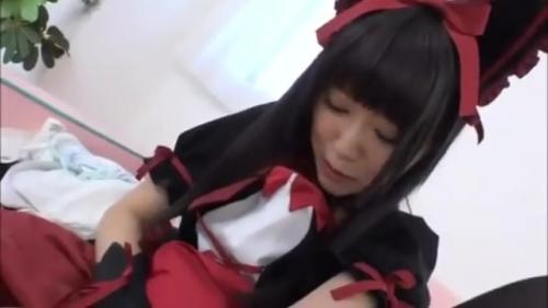 私の自撮りオナニー見てください。カメラに向かって見せつけます。