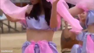 ヤダ、、ズレちゃう、、文化祭の激しい踊りでJKがブラチラ