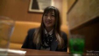顔にかけて？援交募集してた顔射希望JKとハメ撮り。