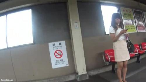 これはヤバイやつ！マジ綺麗なOLをストーキングしてパンチラする悪質盗撮！