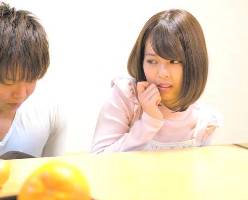＜義妹＞「…ヤメて…お義兄ちゃん…。」コタツの中で内緒で悪戯 妹が可愛すぎて欲望を抑えきれない義兄は近親○姦生中出し