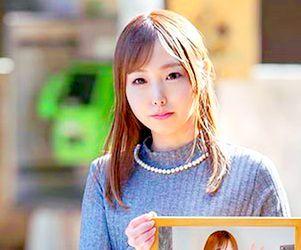 ＜人妻NTR＞寝取らせ願望のある旦那に従い出演させられた本物シロウト人妻