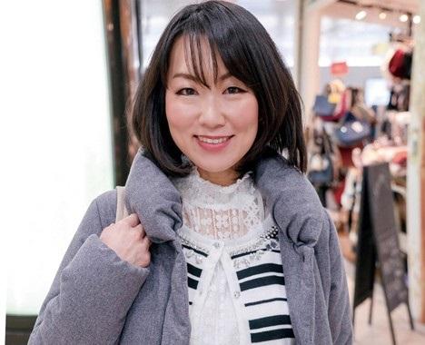 ＜熟女ナンパ＞動揺している熟女をねぎらうどころか容赦なく激しく犯す！
