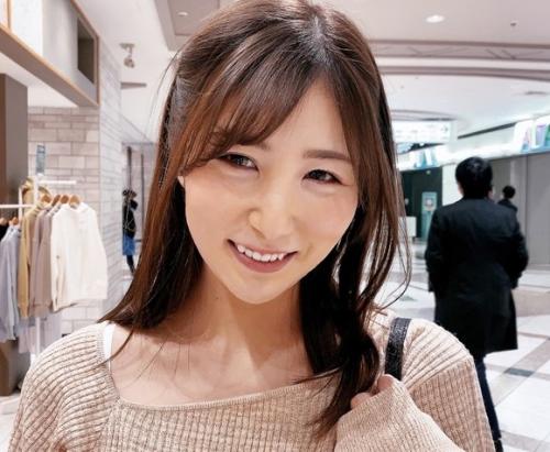 ＜素人ナンパ＞焦らされて濡れまくったマ〇コは巨根をも容易に受け入れる。素股で濡れちゃった女の子に膣内射精！