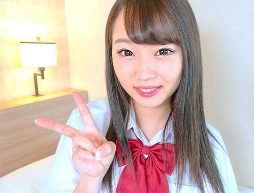 ＜素人ナンパ＞巧みに男の都合のいいように弄びパンティを脱がせて生で素股。事故を装って悪意ある生挿入を試みる！