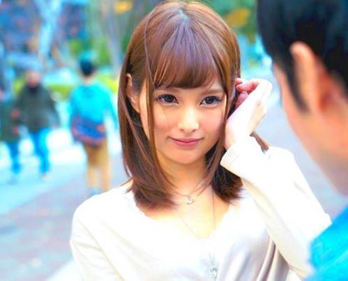 ＜素人＞「…夫には絶対ナイショで…。」元エステティシャンの敏感スレンダー若妻