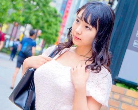 ＜素人ナンパ＞「…ﾅｶでもｲｲですよ…。」パンストを破って中出し！イカされすぎて気持ちよくなり、巨乳を揺らし自ら腰を振るえっちな若妻。