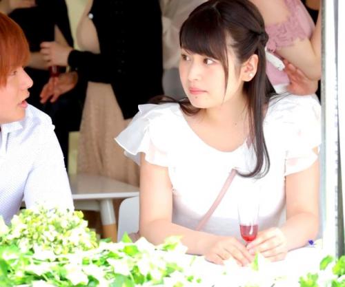 ＜素人＞「…中出しセックスをみんなに見られちゃった…。」大勢の同窓生に中出しSEXを見られているとはつゆ知らず、Fカップの豊満ボディを揺らしながら大股開きでイチャイチャSEX！