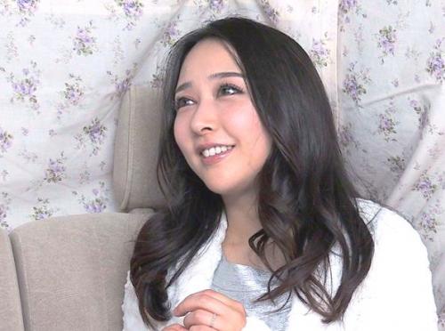 ＜素人ナンパ＞「パイパンセレブ妻に中出し！」お金はあるけど満たされないSEX貪欲なセレブ妻。