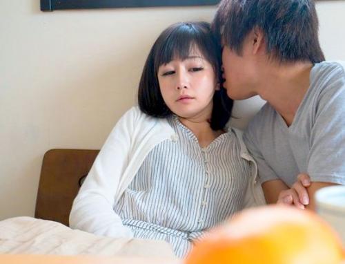 ＜義母NTR＞「新しい義母はなんと自分とあんまり歳の変わらないお姉さん。」コタツの中で内緒で悪戯 歳の近い義母にオヤジにバレないように中出しSEX!