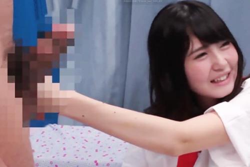 《MM号》美少女女子大生が手コキにフェラ！クンニされて正常位にバック、立ちバック、騎乗位で絶頂する