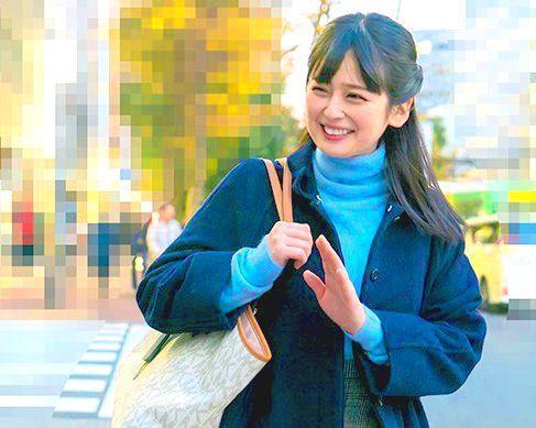 ＜素人＞「フリーハグしてもらえませんか！？」街頭で優しそうな娘を選別してナンパ！Fカップパイパン娘と中出しSEX!
