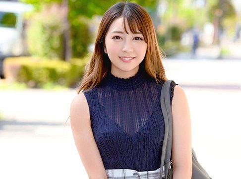 ＜素人＞「…あん…固くてぃぃ…♡」ナンパした女子大生が牛乳を口に含んでいることを忘れて大絶叫アクメ！