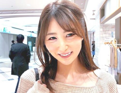 ＜素人＞悪質素人ナンパ！何もしなくていいちょいエロ・イメージ配信だと声を掛けドサクサにまぎれてパイパンワレメにツルっと生挿入中出し！