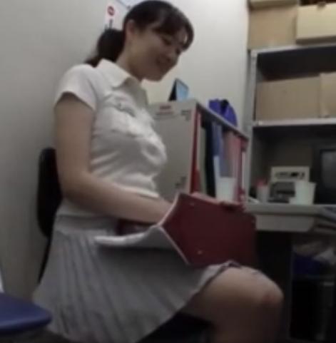 盗撮されたアンダーグランドなバイト面接…進行していく中で裸にされていく熟女な女性達！