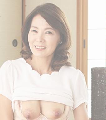 《人妻熟女》母息子だけ旦那不在時に50代熟女スレンダー嫁の妄想手淫！自慰行為好きの細身に垂れ乳房母親オナニー[新人巨乳]