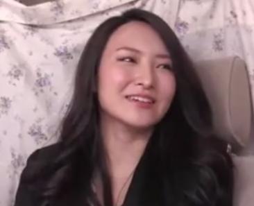 積極的な痴女奥さんの膣内に中出ししてしまって…もし赤ちゃん出来ちゃったら中絶代と慰謝料請求するからって言われても…