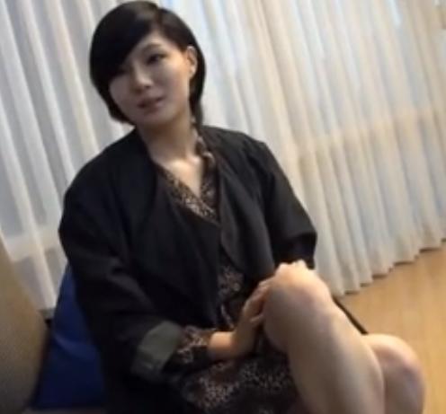 言葉は分からなくてもセックスの仕方は共通でお隣の国からやってきた妖艶なエッチな雰囲気を持った美人が日本男児と裸で交わう