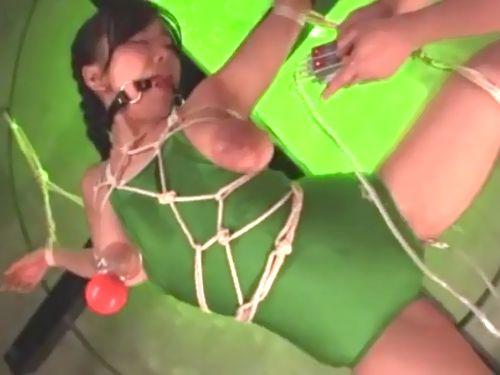 【花美ひな】巨乳とはおっぱいカーストの一種で、世の多くの男性が好む脂肪の塊である！Hカップ爆乳アイドル磔おもちゃアクメ！