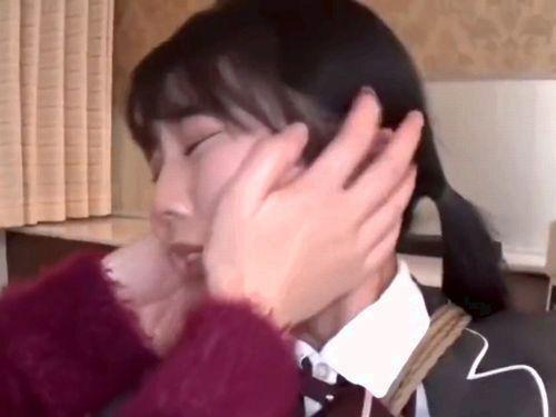 【泉りおん】『イっちゃダメって言ったでしょ？』お仕置きビンタで柔らかほっぺがムニュｗ泣いて懇願する娘を凌辱するSM家族！