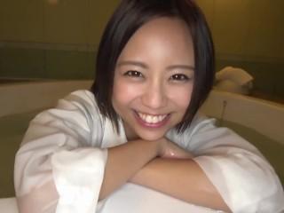 ＝素人ハメ撮り＝「もっとツバちょうだい…///」 大好き過ぎる彼氏のご褒美ツバを何度も何度も懇願して大量ゴク飲み！
