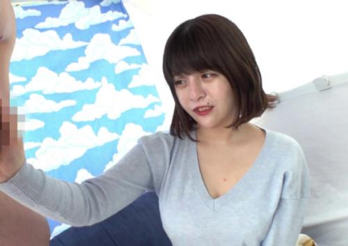 ＝素人＝Gカップの笑顔が魅力的な甘い声の持ち主。顔面偏差値70以上の巨乳女子大生が生中出し！
