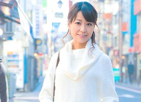 熟女ナンパ「とろける熟女のトロピカルセックス！」ナンパ男と舌を絡ませ強烈に発情！！カッチカチのエロチ○ポを入れられ完全変態化！