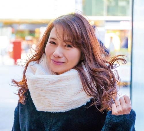 ＝熟女ナンパ＝「綺麗に歳を重ねた女性にインタビューしてます」と建前ナンパ。