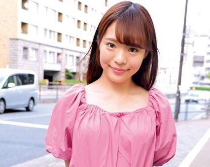 ＝素人ナンパ＝SSS級ハイスペック女子大生！パンティ素股でカチカチち○ぽがアソコに擦れて赤面発情！ヌルヌルワレメに結局つるんっと入って生中出し！