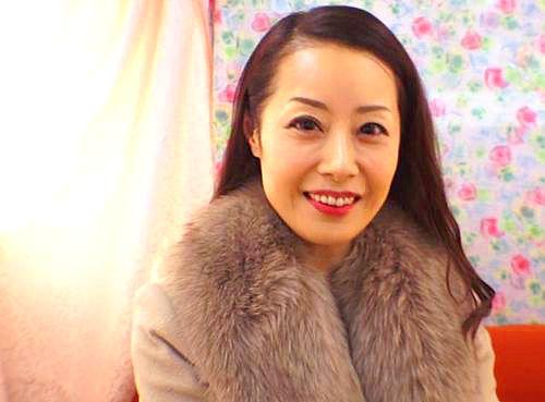 ＝素人＝欲求不満の素敵な奥様に中出しセックスｗｗ！素股モニタリング筆下しナンパ ガマンできずズボッと生挿入＆中出し＆おかわりSEX！！
