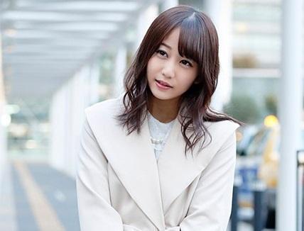 ＝素人妻＝「…私、イカされるために上京してきました。。」媚薬で焦らし野外羞恥！敏感膣奥生中出し！何もない日常が辛すぎた地方在住の美人妻がワンデイ上京！！