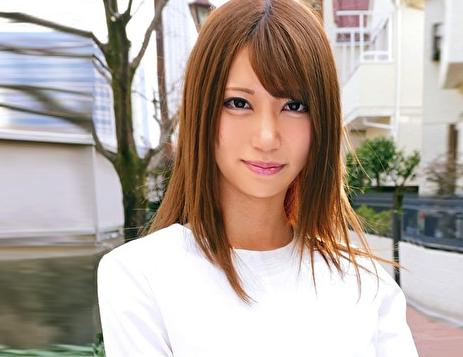 ＝素人＝顔中ビチョビチョ舐めまわし大興奮！キス好き女子がDキス、舌吸い、舌挿入、舌激ピストン！