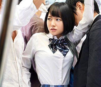 ＝痴漢レ×プ＝「…お願いしマス…もぅ許してください！！」標的は制服少女JK！恥辱の集団痴漢レイプ！