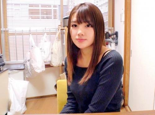 ＝素人＝「あぁ･･･すいません」と異様に冷静w完全なるオトナ女子だが、まだまだ盛りたいお年頃。素人お嬢さんの自宅を訪問！隣の部屋まで聞こえるアヘ声全開イキまくり…