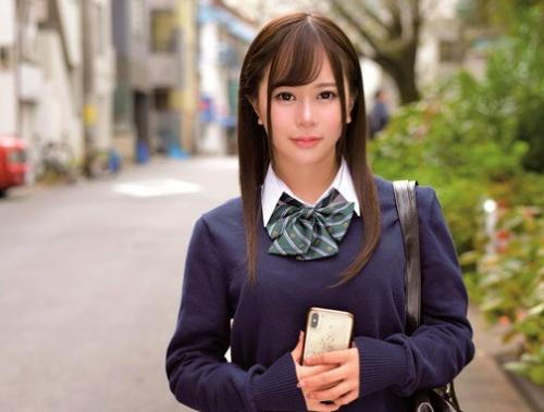 ＝素人＝高額報酬のアルバイトでパイパンのあそこを開き、男性の生の肉棒を嬉々として咥え込むJK。