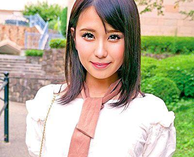 ＝素人ナンパ＝モデルをやっていた経験もあるスレンダー美人！ほどよくムチムチした体は抱き心地抜群！たっぷり中に連続中出し！