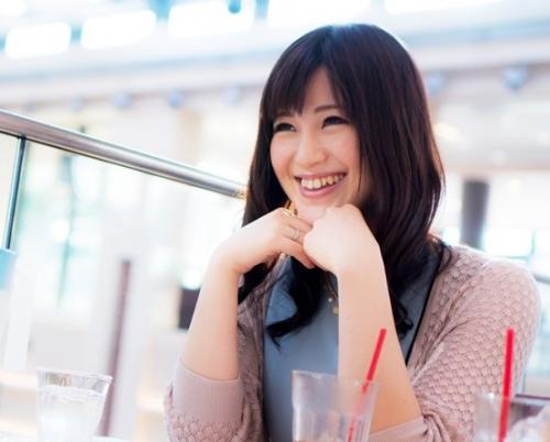 素人ナンパ「清楚妻のおまんこにハメ撮り中出し！」セックスレスの人妻から発散されるフェロモンは強烈！