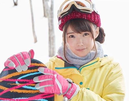 「遭難対策してみませんか？」ゲレンデに来ていた友達同士の男女をナンパ。遭難時の対処法を教え、実演してもらう。