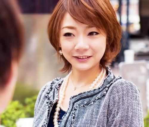 ＝素人＝スレンダー巨乳のセレブ妻に車内電マ！そのあとにホテルで生ハメ中出しセックス！
