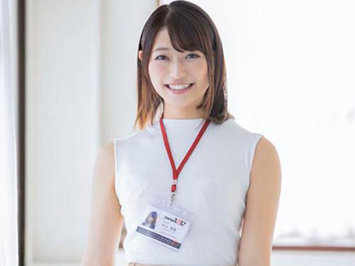 《SOD女子社員》朗報！会社説明会で可愛いと話題になった社内のアイドルがAVデビュー‼エロい、可愛い恥ずかしい…最高。