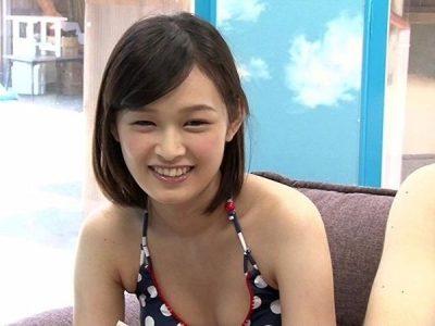 【巨乳素人】海でナンパした緩そうな爆乳ヤリマンＪＤに童貞チンコの筆下ろしをお願いしたら優しく手ほどきで生中出しまでＯＫ♥