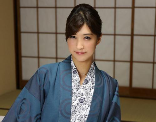 《GoTo 不倫旅行》人妻と温泉旅館でしっぽりセックス楽しみましょうwwwスレンダー熟女NTR寝取られ愛人ハメ撮り！