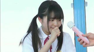 【マジックミラー号】田舎から来た清楚系美少女、初めて見るバイブとローターに興味津々ｗｗ
