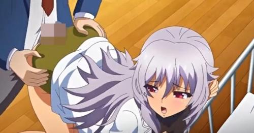 巨乳美女がお尻に男根を擦り付けられ感じてしまう！ザーメンぶっかけられる女教師