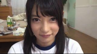 清純な高校生を
