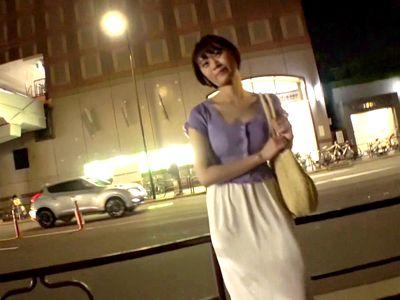 脚長で長身の激カワお姉さんはバレエの先生！大開脚の軟体SEXは圧巻！それにしても脚が長すぎて立ちバックが窮屈そうだ