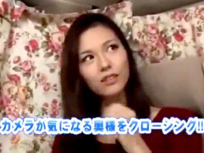 人妻ナンパ変態企画で美人の奥さんを車内に連れ込み！性生活について質問してから発情させて人妻NTRセックスの流れ