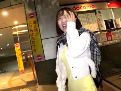 地味かわいい調理師見習いのお姉さんがエロ・スケベなことを求めてAV出演！ガン突き鬼ピス激ピスで突かれまくる