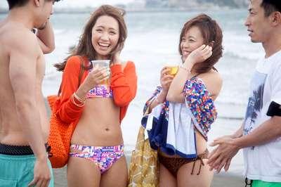 色白・小麦肌！まな板・デカパイ！いろいろなギャルをナンパしてパコる！エチ穴に入った砂はチンポで掻き出せ！ｗｗ