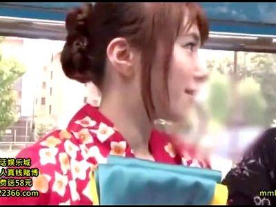 【マジックミラー号】美巨乳おっぱいお姉さんと貧乳ちっぱいお姉さんコンビがMM号にてガン突き鬼ピス激ピスで突かれまくる！
